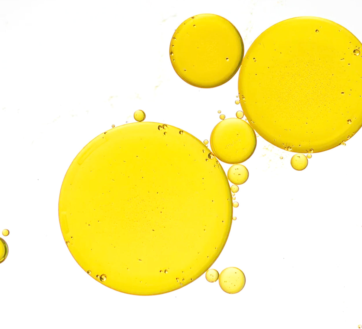 Beta Hydroxy Acid: A Dermatological Solution for Congested & Acne-Prone Skin